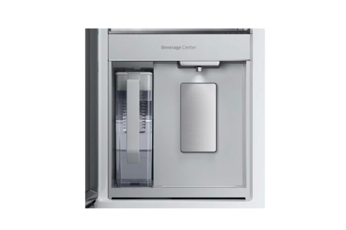 BESPOKE French Door Smart Refrigerator with Customizable Panels