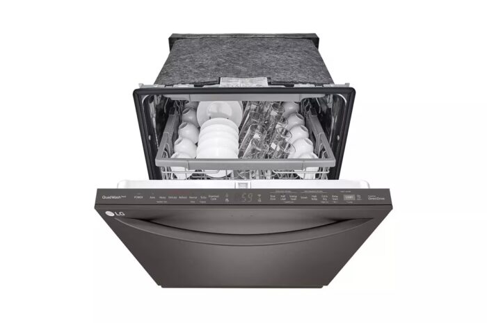 24 in. in PrintProof Black Stainless Steel Top Control Dishwasher with TrueSteam, QuadWash and Dynamic Dry