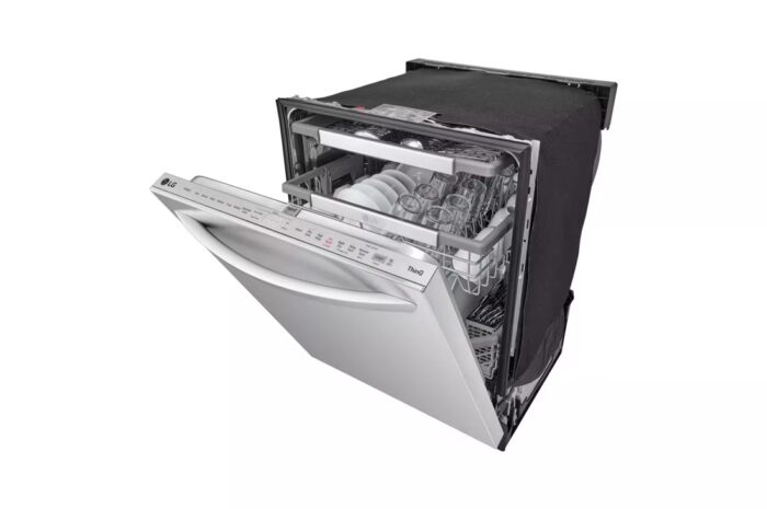 24 in. PrintProof Stainless Steel Smart Top Control Dishwasher with 1-Hour Wash and Dry, QuadWash Pro and TrueSteam